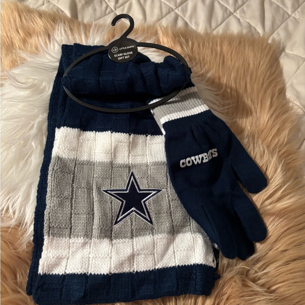 NFL Women's Scarf and Glove Set - Navy, Gray, and White
